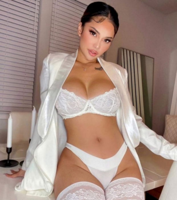 Valentina - Escort Barcelona